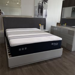 🔥🔥BRAND NEW ITALIAN LAQUER QUEEN BED DRESSER MIRROR (2) NIGHSTANDS SET ON CLEARANCE JUEGO DE CUARTO HECHO EN ITALIA EN VENTA AHORA 🔥🔥