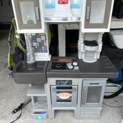 Play Kitchen