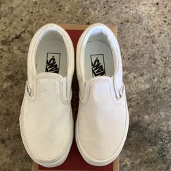 $10 NEW TODDLER VANS Slip-Ons (10.5 UY)