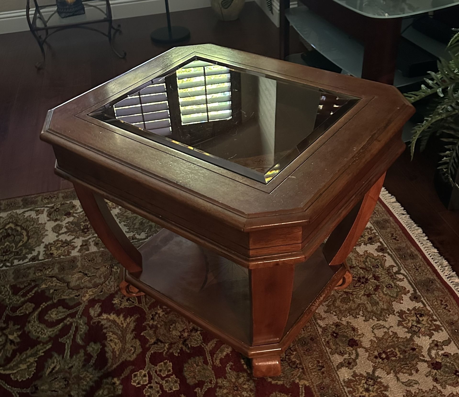 coffee table and two end tables