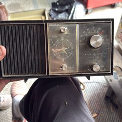 Vintage Radio And Clock Works Just Needs Cleaning