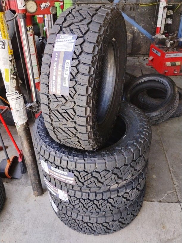 285/65/20 Nitto Recon Grappler A/T