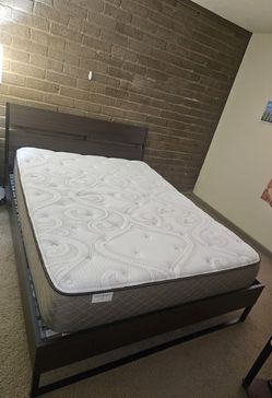 Queen mattress