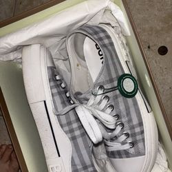 Burberry Shoes 
