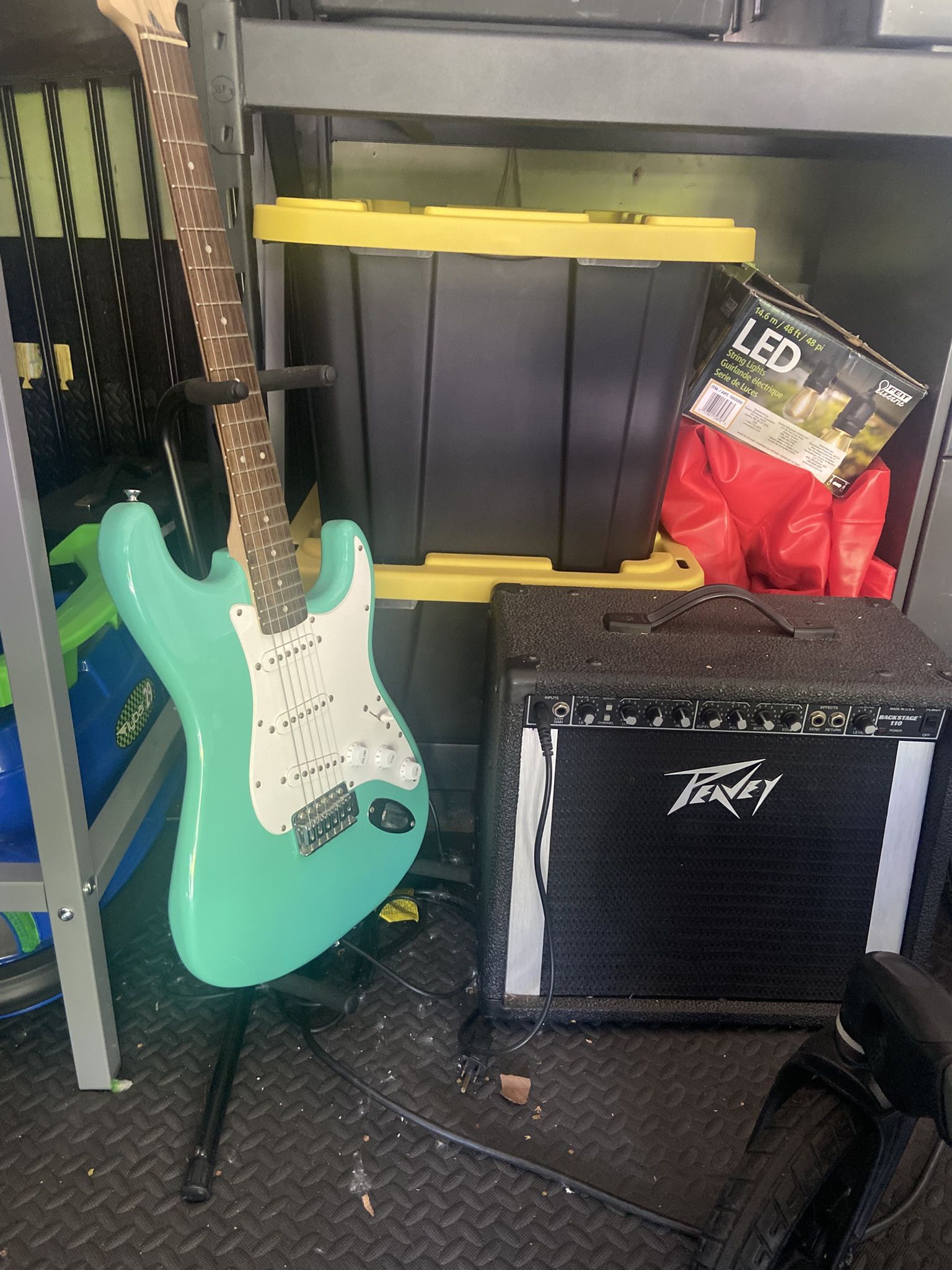 Fender Guitar And Peavey amp