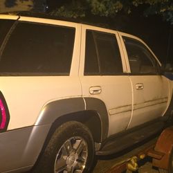 07 Chevy Trailblazer Part Out