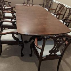 Henredon Georgian Two Pedestal Mahogany Dining Table With Ball and Claw Foot
