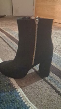 Gbg Los Angeles Suade Boots