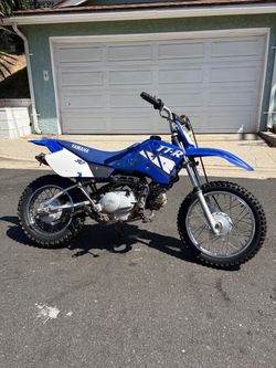 Yamaha ttr90 dirt bike