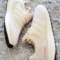Size 10 Women's Adidas UltraBoost Ecru Tint Turbo Sneakers GZ0447.
