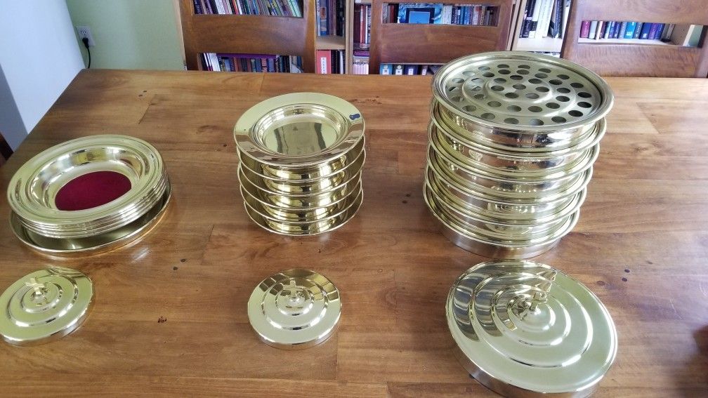 Communion Ware Holy Wine Serving Tray 8 & 8 Stacking Bread Plate With Lid Stainless Steel First Communion Tray with Cover