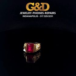 10k Men’s Gold Ring with Red Stone