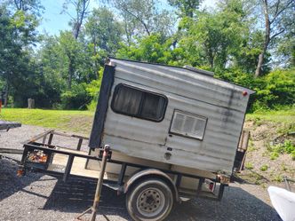 Truck camper