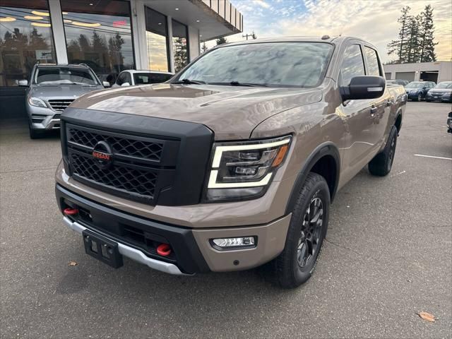 2021 Nissan TITAN