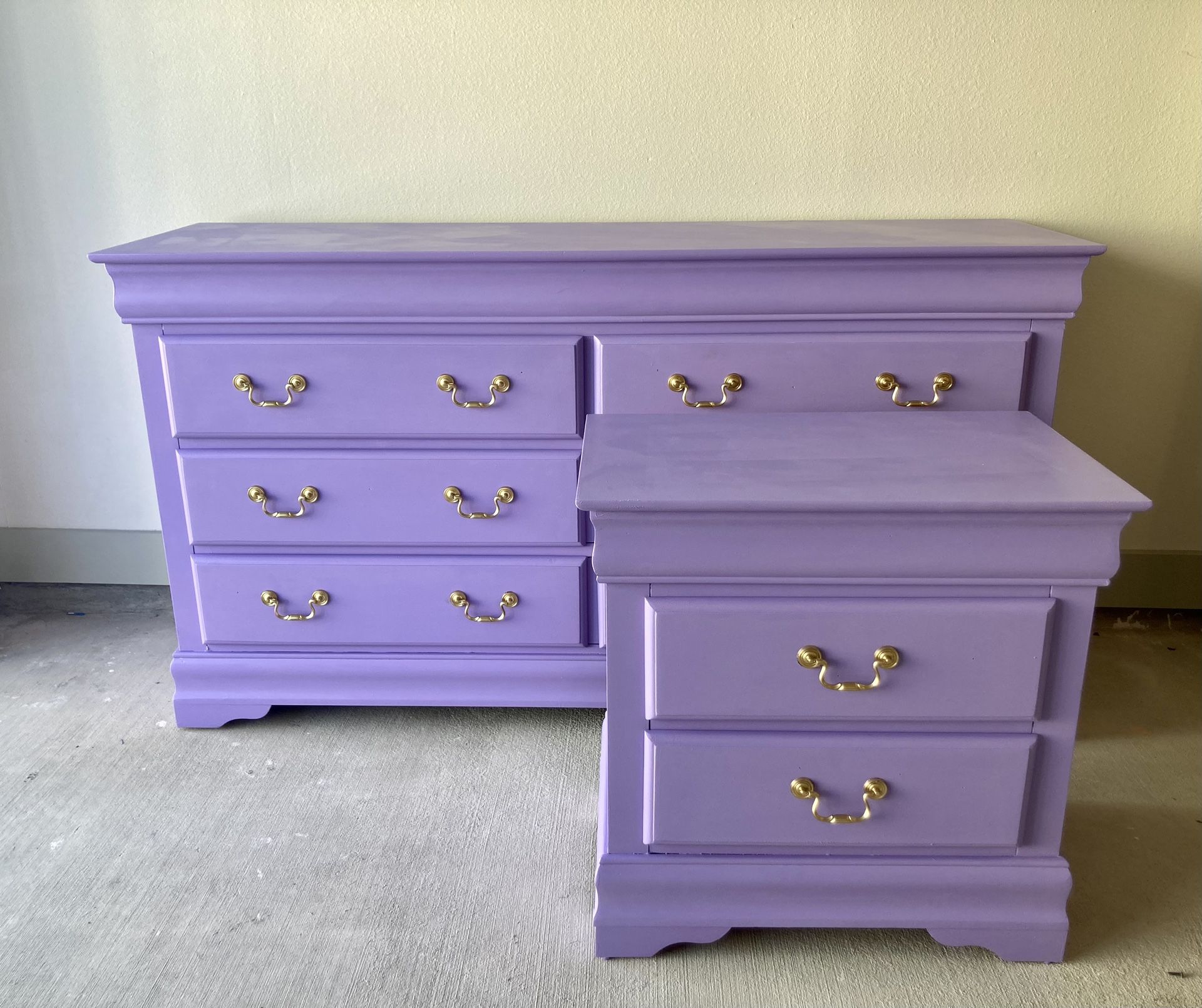 Beautiful Purple Dresser And Nightstand for Sale in San Antonio, TX -  OfferUp