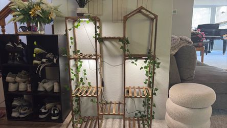 Plant stand with grow lights