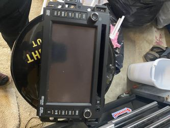 13 GMC SIERRA NAVIGATION RADIO OEM