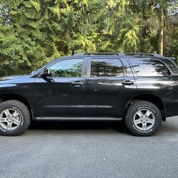 2010 Toyota Sequoia
