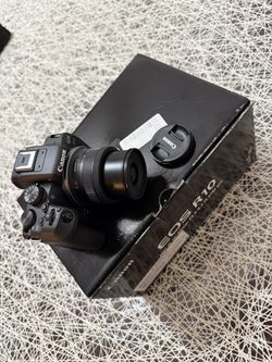 Canon Rebel R10