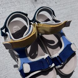 ZARA unisex kids shoes 