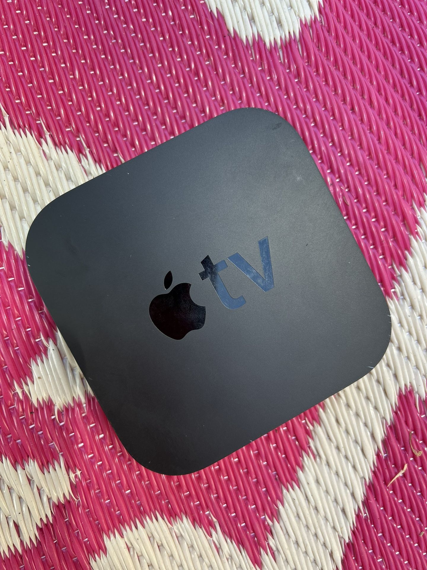 Apple π TV πΊ (like New)