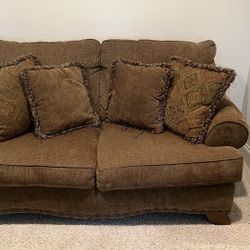 Love Seat 