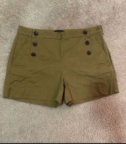 Women’s Short- Size 8, Banana Republic