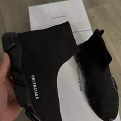 balenciaga speeds