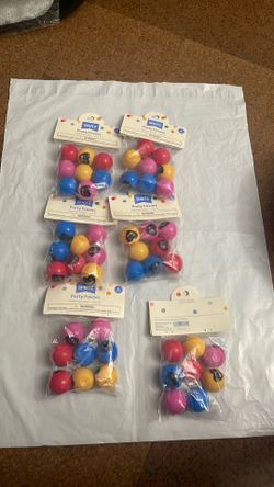 Fidget spinner balls