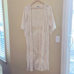  Rebellion Again Embroidered Lace Boho Duster Kimono Wrap Cover Up Size Small