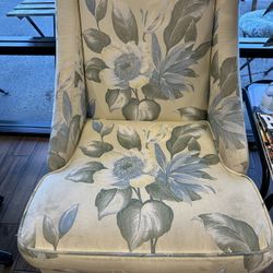 Nice Floral Arm Chairs 