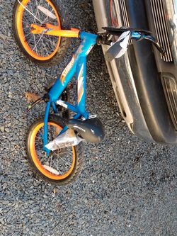 Kids Hot Wheel Bike Needs Pedals And Post For Seat
