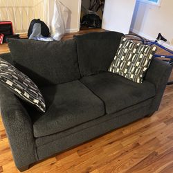Couch, 2 Seater 
