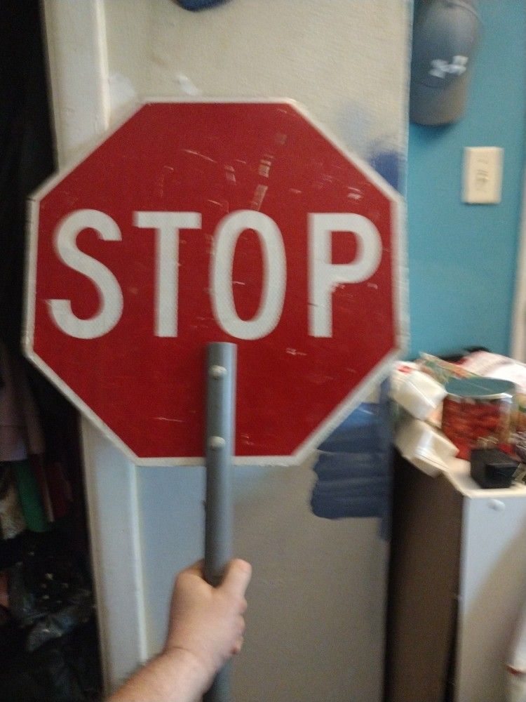 STOP/SLOW Sign