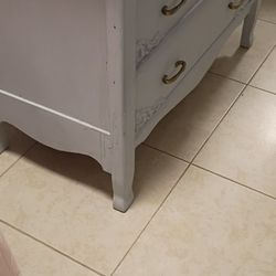 Dressor  With Four Drawers Wood