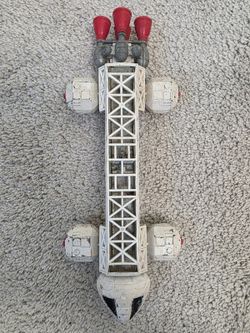 Vintage Dinky Toys Space 1999 Eagle Freighter 360 Diecast Ship Incomplete