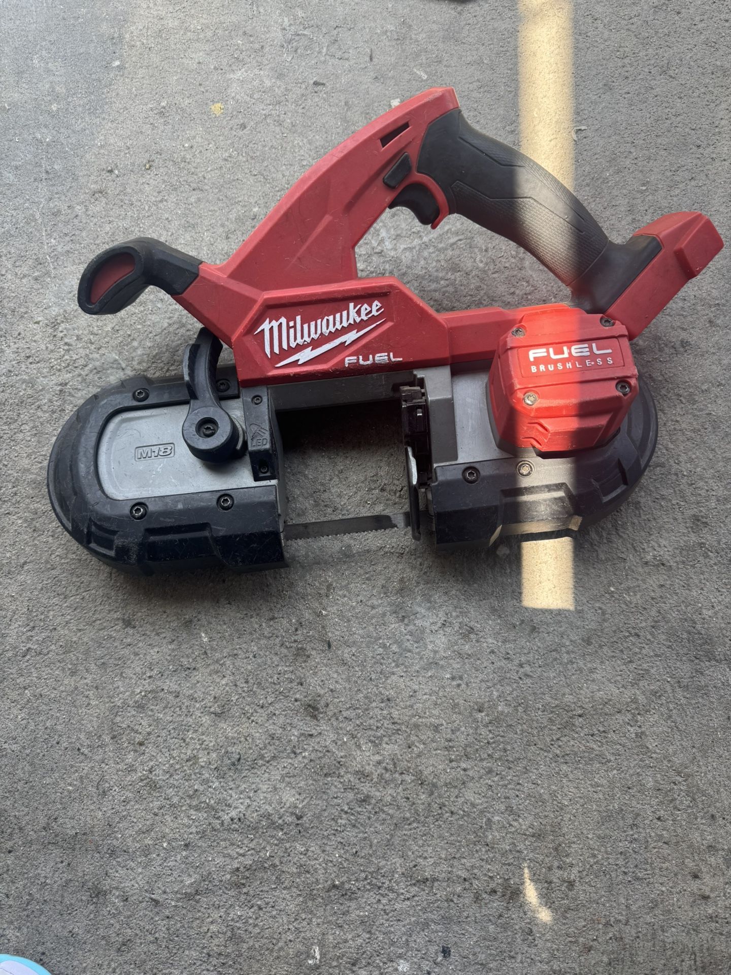 Band Saw Milwaukee FUEL