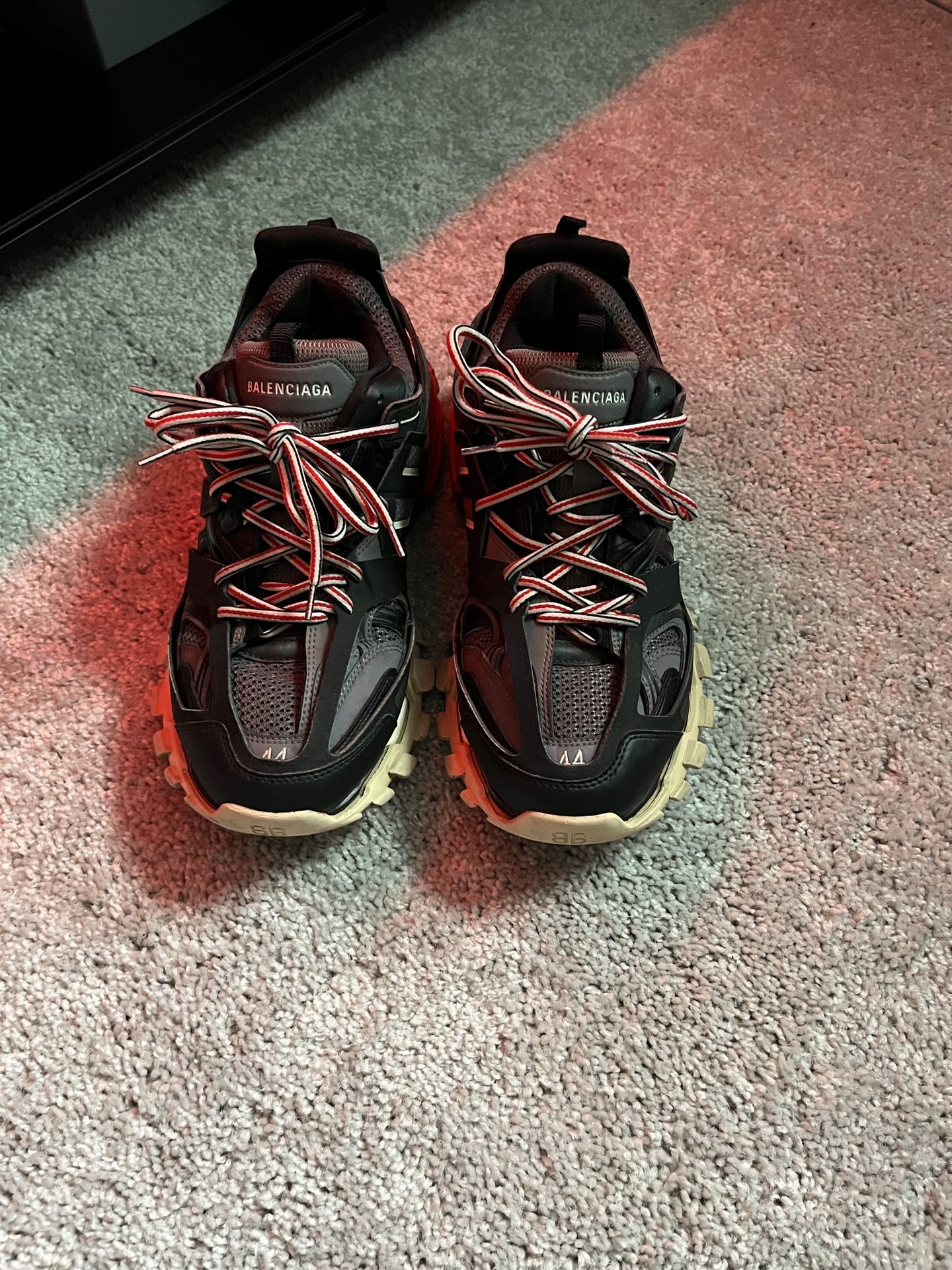bred balenciaga tracks 