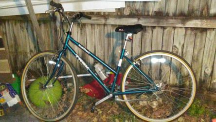 Trek 720 Multi Track hybrid commuter bike for Sale in West Palm Beach FL OfferUp