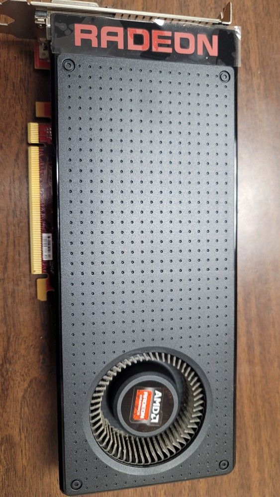 AMD Radeon R9 370 4GB GDDR5 Desktop Video Card.