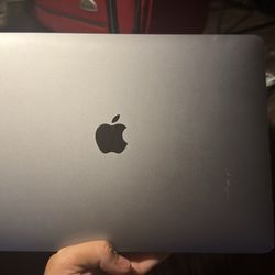 Apple MacBook Pro (Late 2020) – M1 Chip | 16GB RAM | 512GB SSD – Excellent Condition
