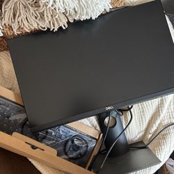 Dell Monitor And Keyboard 