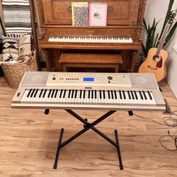 Yamaha YPG-235 Digital Piano Keyboard