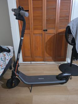 Electric scooter ninebot