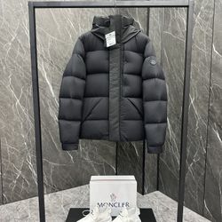 Moncler Men’s Winter Coat 2026 New 