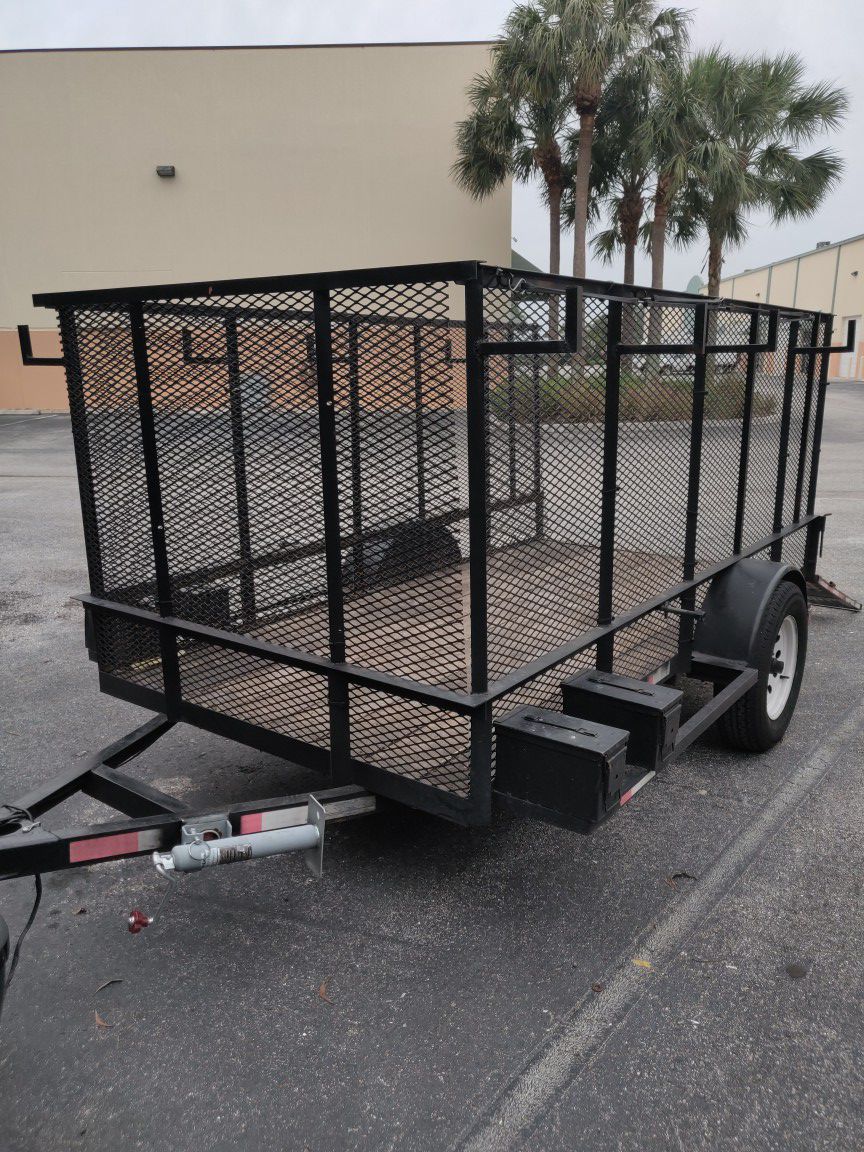 Nice utility trailer 5x10 with 4 ft side