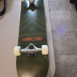 Skateboard mini logo deck complete 8.0