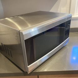 FRIGIDAIRE MICROWAVE
