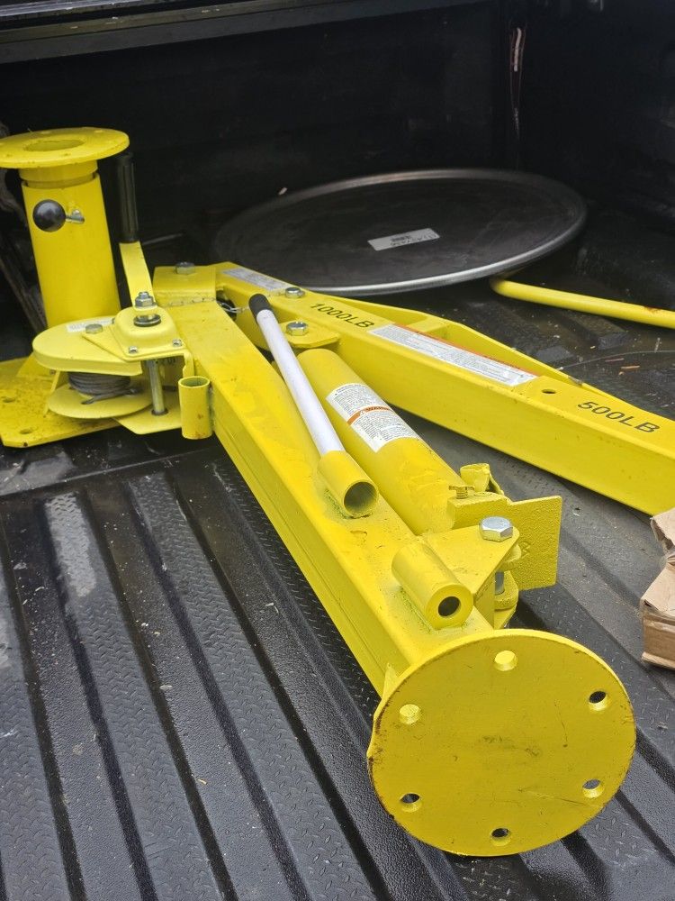Manual Boom For Truck.