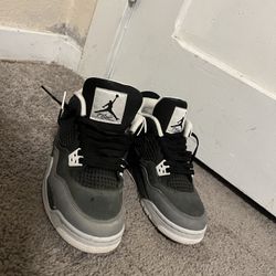 Jordan 4’s